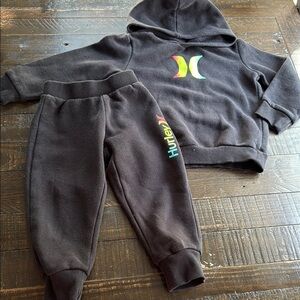 🎀2T Hurley Kids Black Hoodie with colorful logo and JoggerSet GUC gender neutral